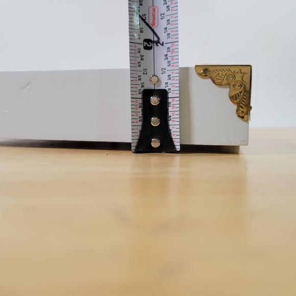 Gamming Dice Tray Real Wood Table Top Games white and gold - Picture 8 of 8